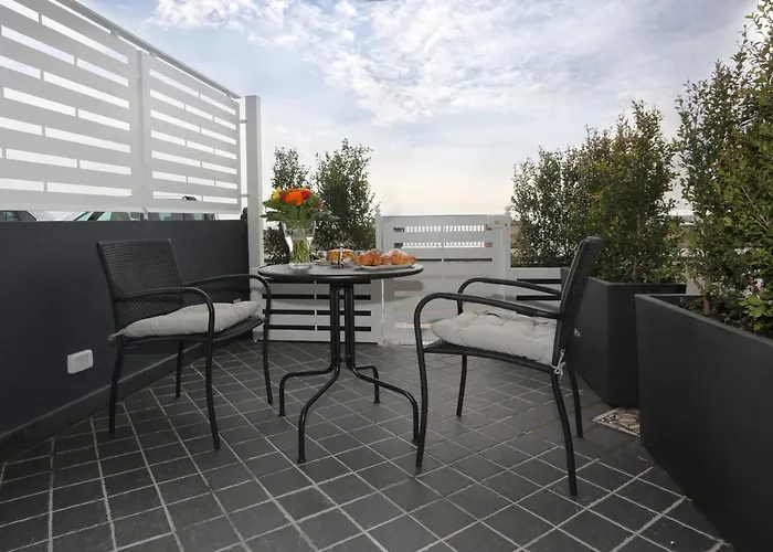 Ag Luxury Πανσιόν